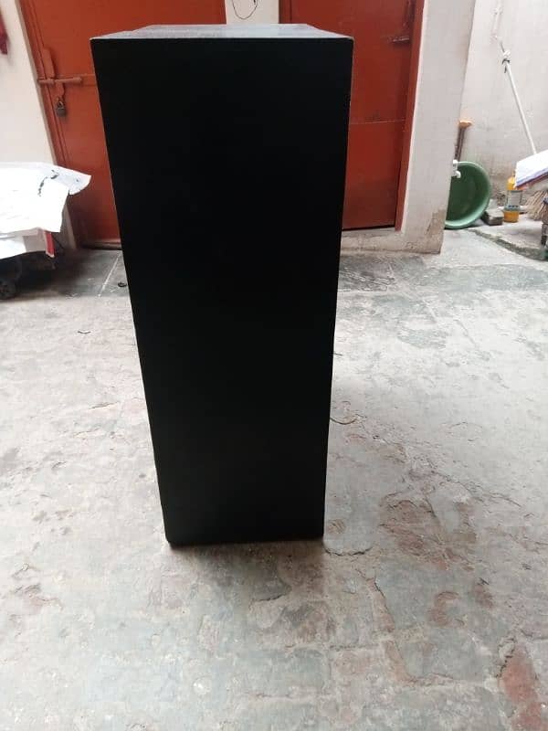 Big size speakers 3