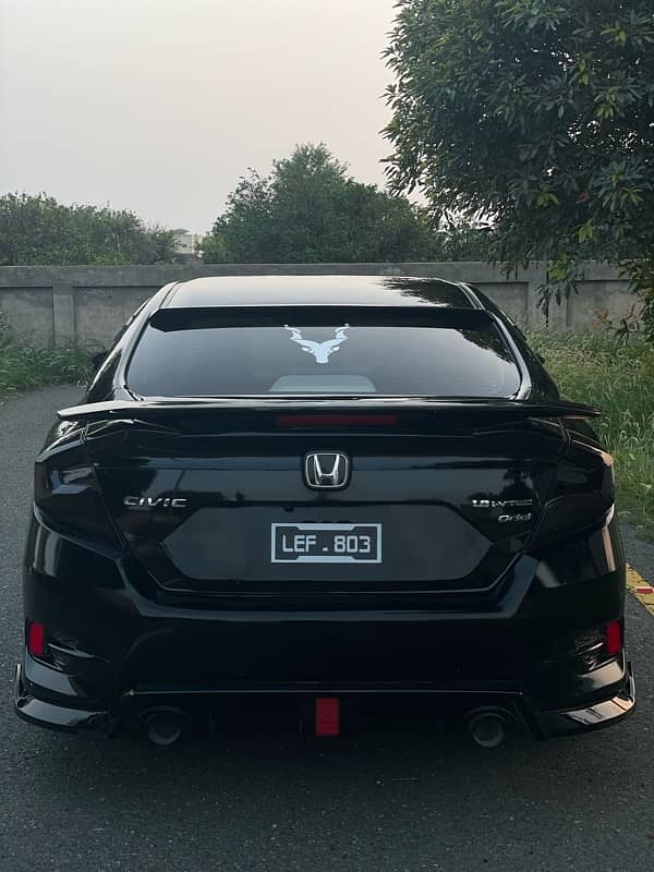 Honda Civic Oriel 2018 7