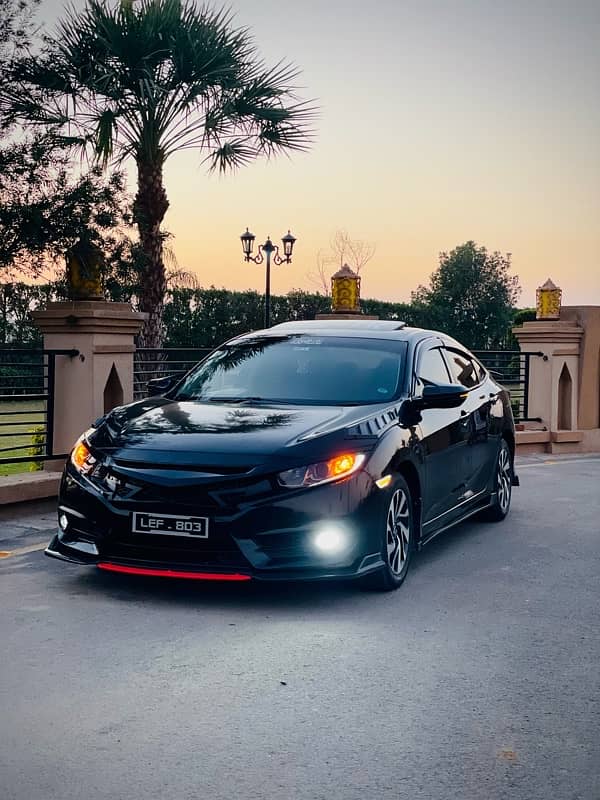 Honda Civic Oriel 2018 17