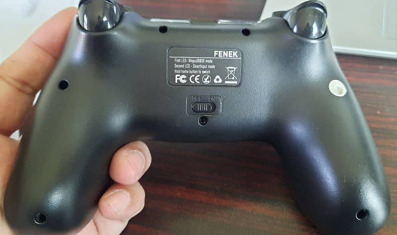 Wireless Gaming Controller 2