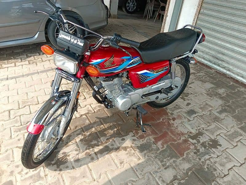 bilkul okay commission bike ki hai 10 by 10 condition 2