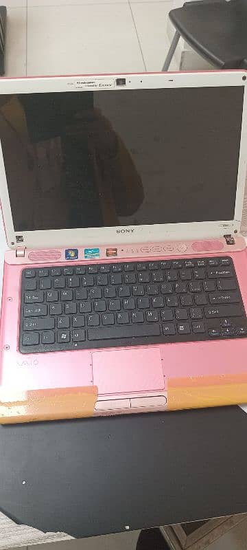 sony vaio laptop. 1