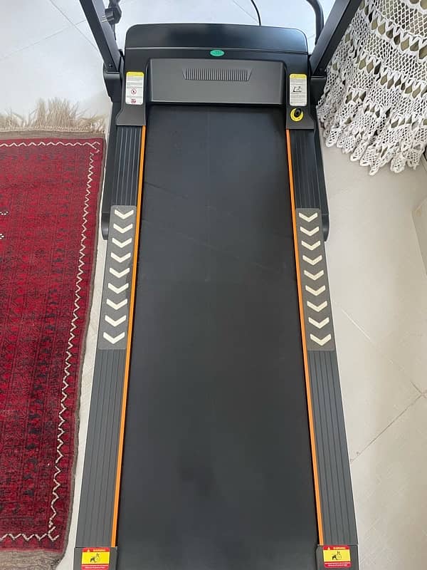 TREADMILL IMPORTED IR A600D 3