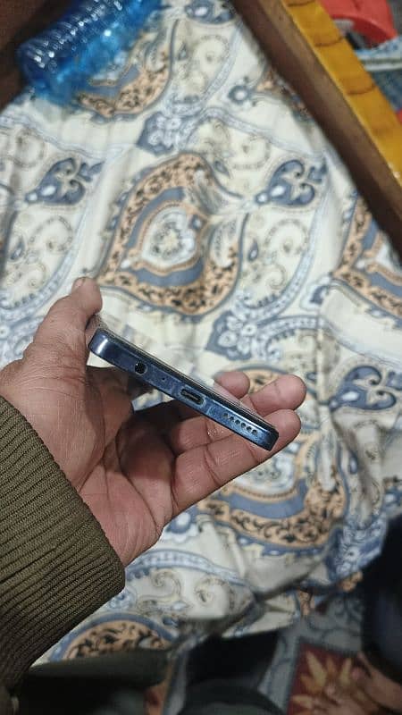 techno camon 20 pro 16. . . 256   full box original dabba charger 5