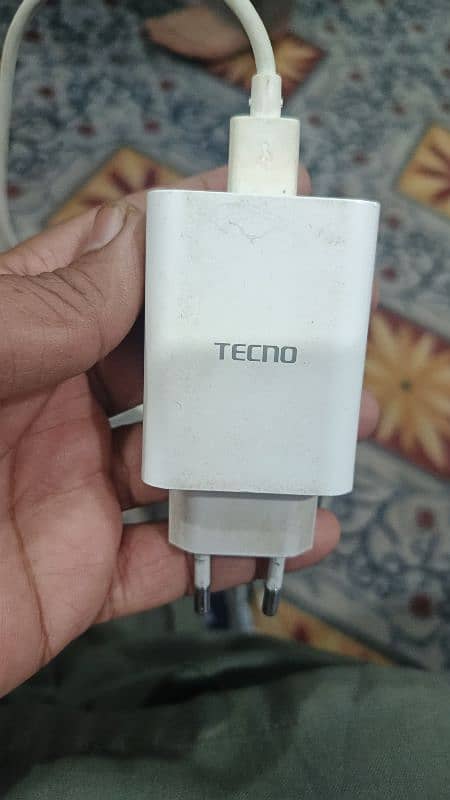 techno camon 20 pro 16. . . 256   full box original dabba charger 8