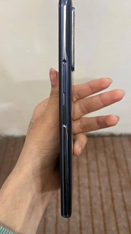 infinix zero x neo in 10/10 condition with complete box 6