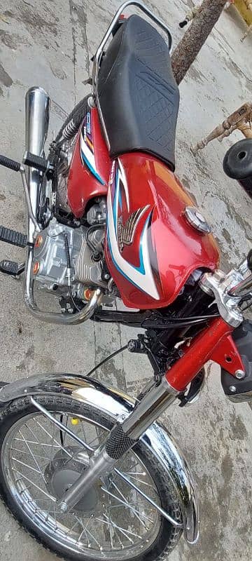 Honda 125 . model 2015 7