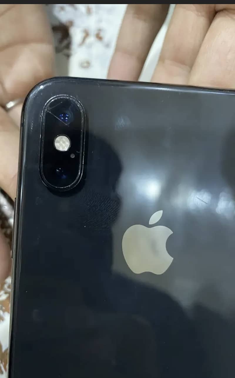 Apple iPhone XS 6