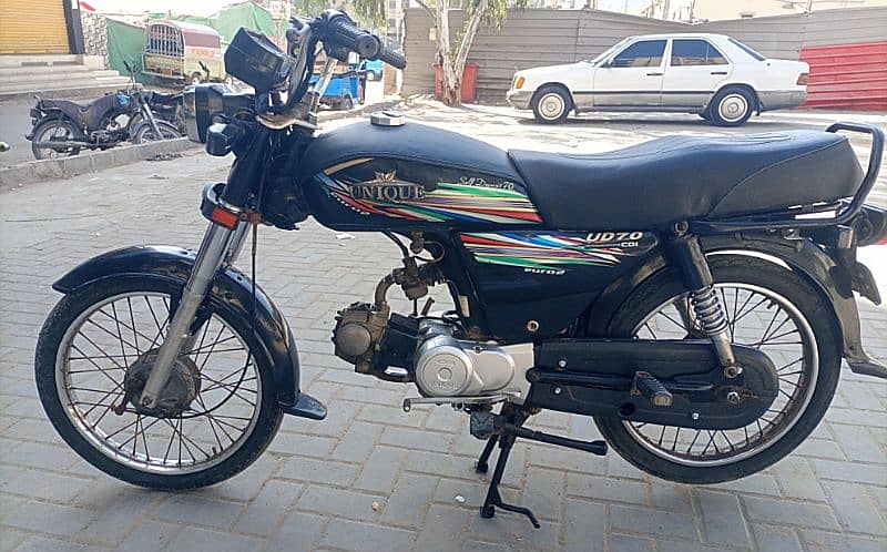 unique 2017 black colour 70cc bike for sale 9