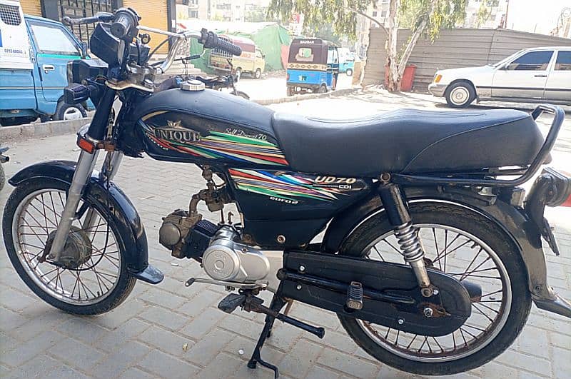 unique 2017 black colour 70cc bike for sale 10