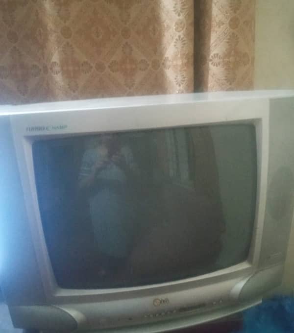 LG  TV for sale 2