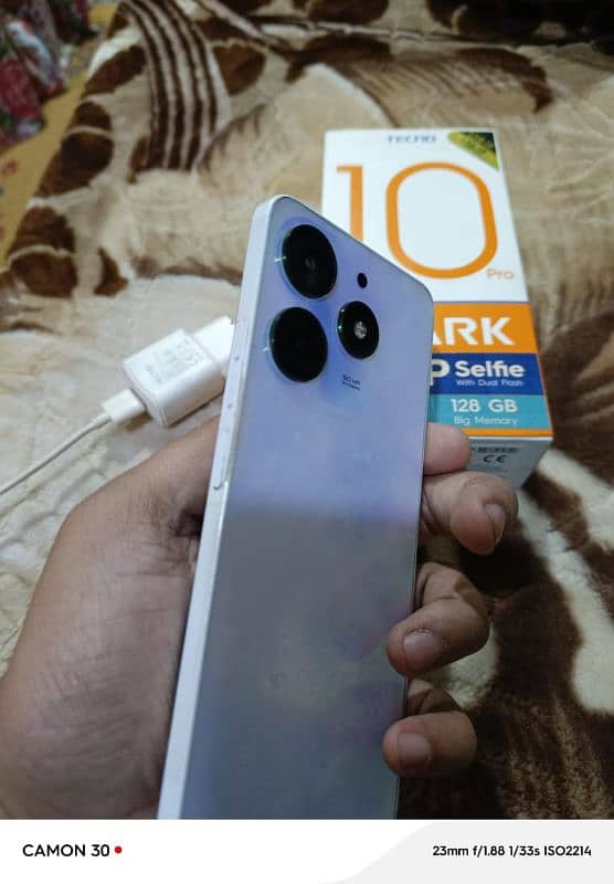 Spark 10 pro 8+8+128 mint condition 0