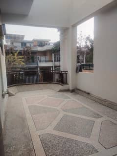 7 Marla Upper portion 2 bedroom G-11/1 House For Rent