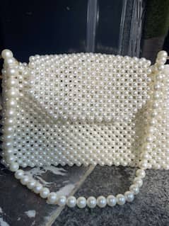 White Pearl's Bag