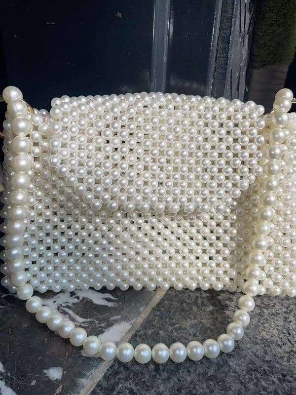 White Pearl's Bag 0