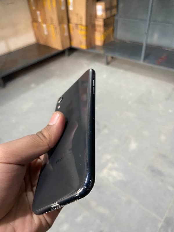 IphoneXR 64gb pta approved 3