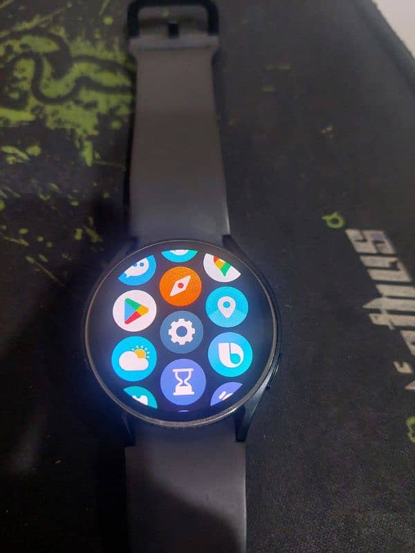 Samsung Galaxy Watch 6 Bluetooth (40mm) 1