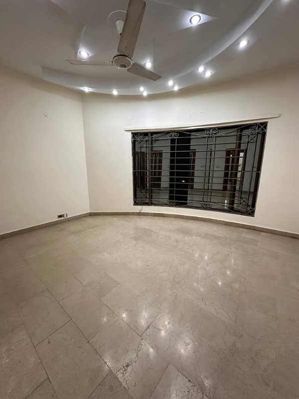 UPPER PORTION FOR RENT LOCATION CHAKLALA SCHEME 3 5