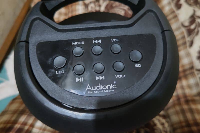 Audionic model solo x50 in warranty 2