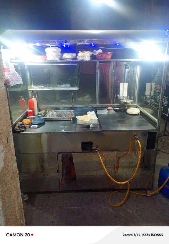 shawarma and burger counter with fryer 1