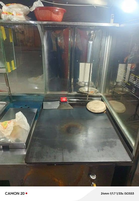 shawarma and burger counter with fryer 4