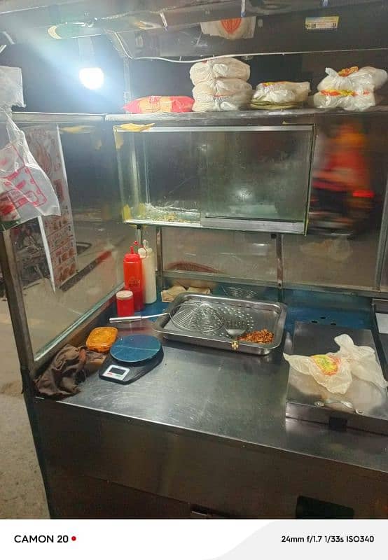 shawarma and burger counter with fryer 6