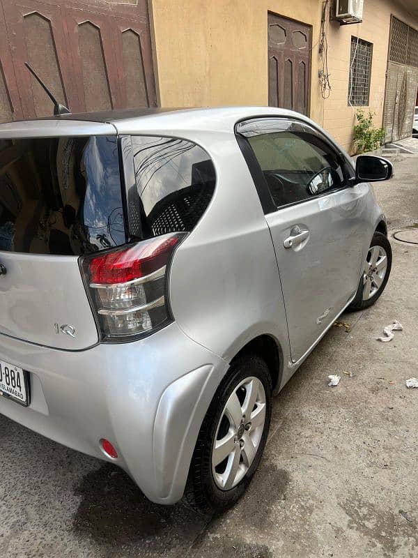 Toyota iQ 2009 8