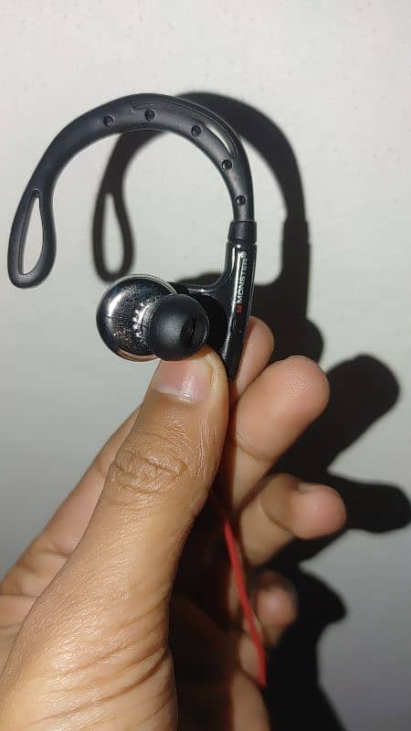 Powerbeats Wired Handsfree 10