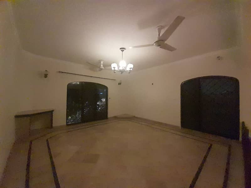 10 marla full house available for Rent in dha phase 1 7