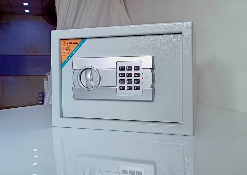 Digital Safe Locker 0