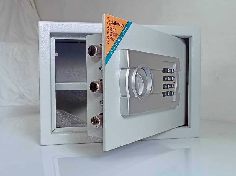 Digital Safe Locker 1