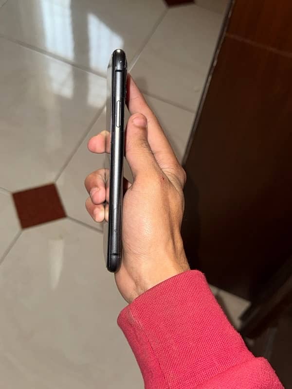 IPHONE 11 128gb JV 1