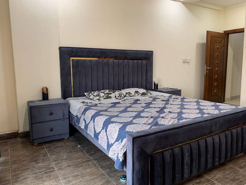 2 beds room furnished flat available for rent in bharia Town phase 7 0