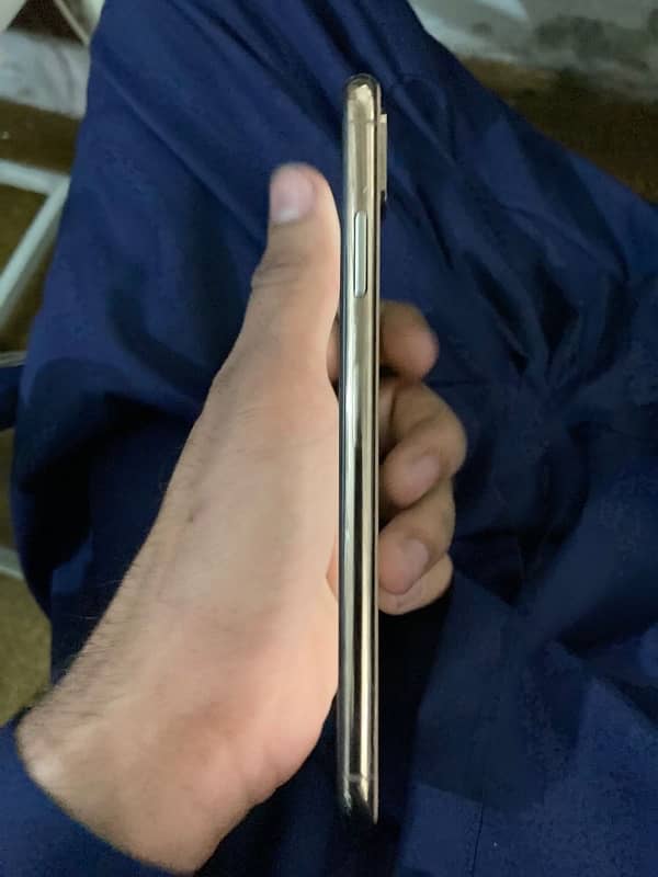 I phone Xs Max 64 Gb 0