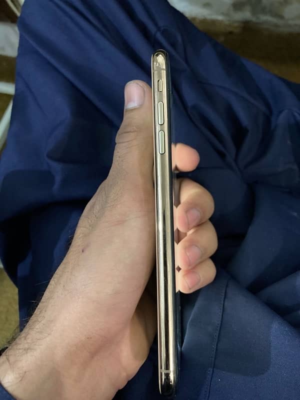 I phone Xs Max 64 Gb 2