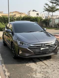 Hyundai Elantra 2.0 2022