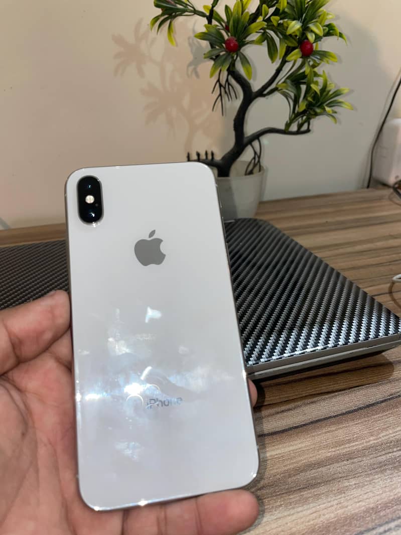 Apple iPhone X 0