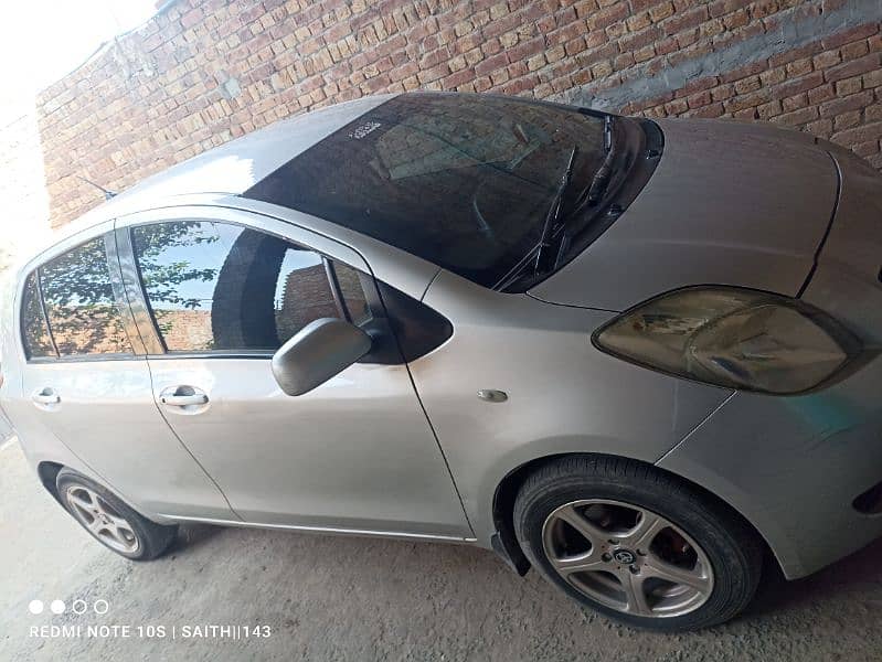 Toyota Vitz 2013 5