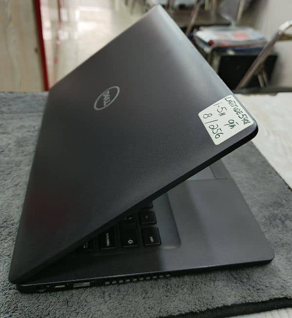 Dell latitude 5401 i5 9th gen ( H processor)ram 8 GB SSD 256gb 3