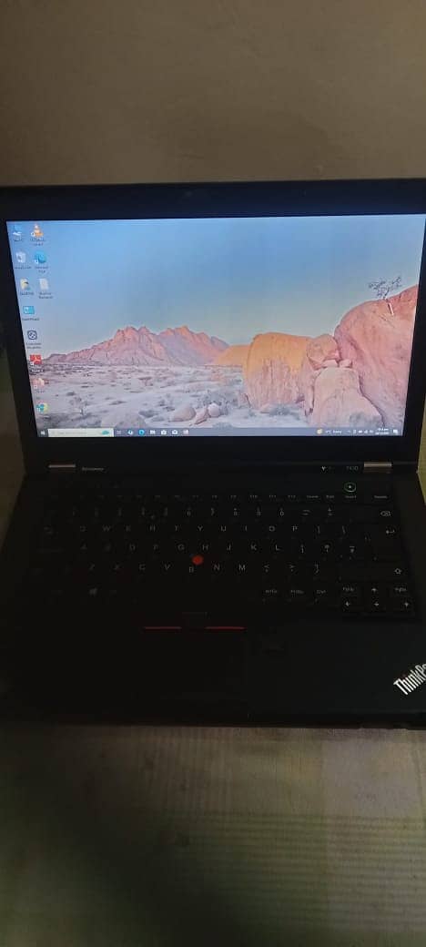 Laptop and SSD 0