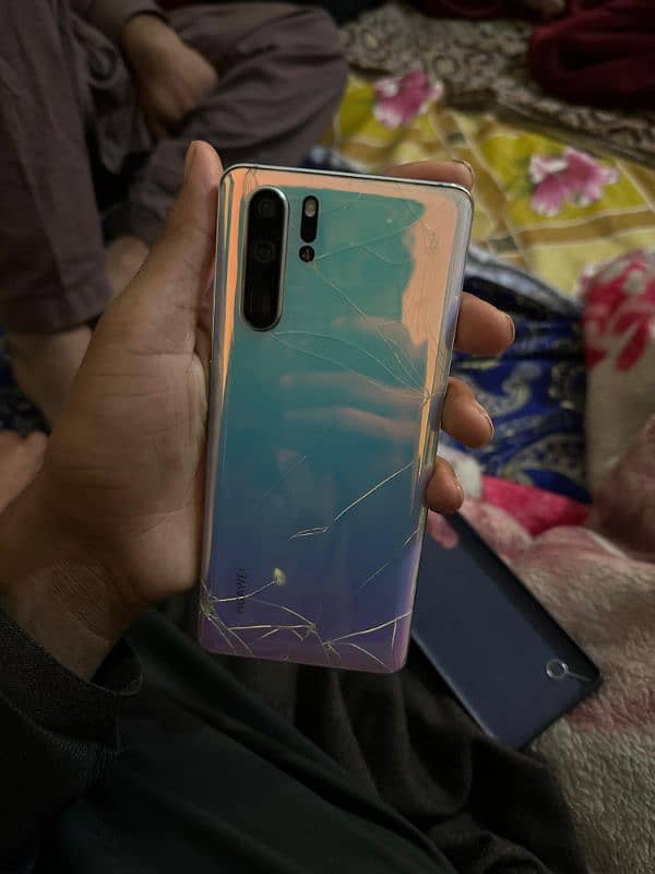 Huwei P30 pro edge 5