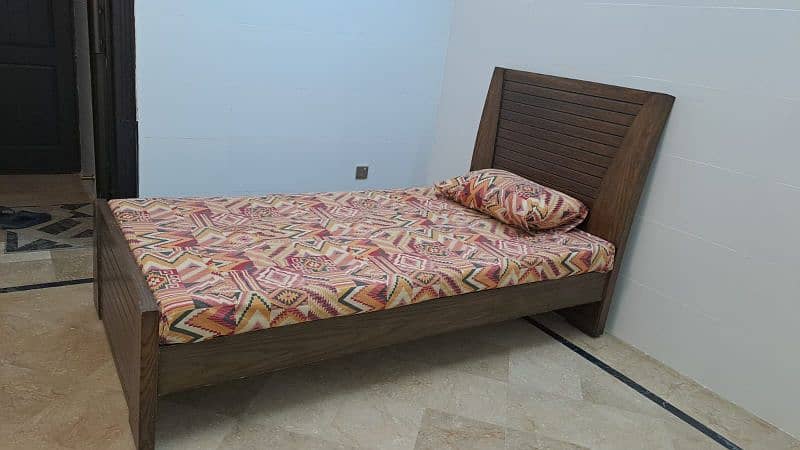 SINGLE BED 2