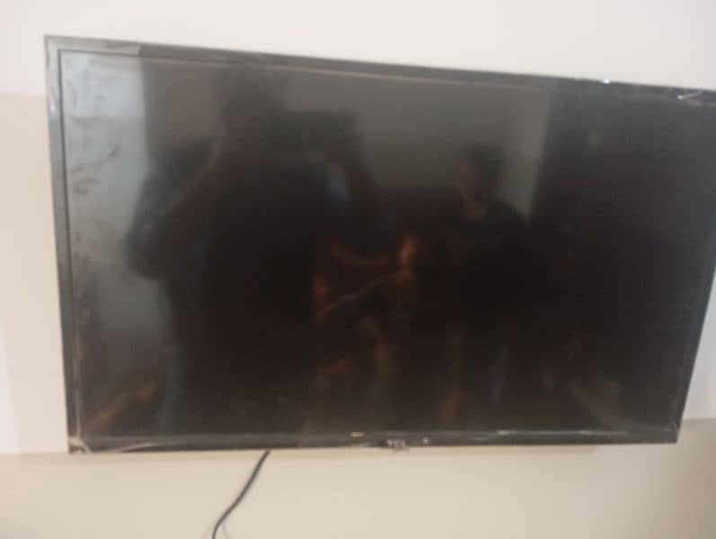 TCL LED TV 0