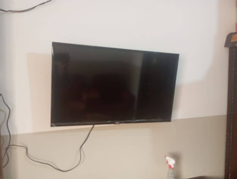 TCL LED TV 1