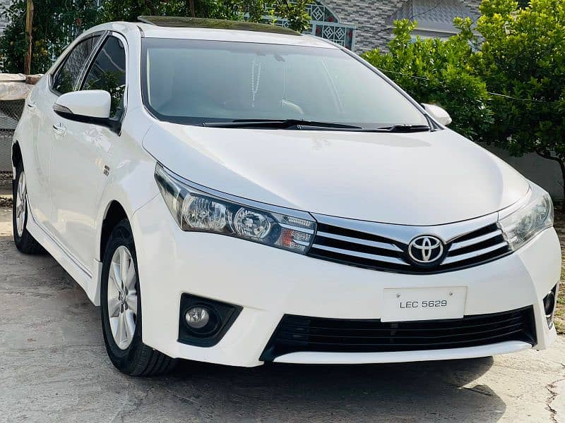 Toyota Altis Grande 2015 0