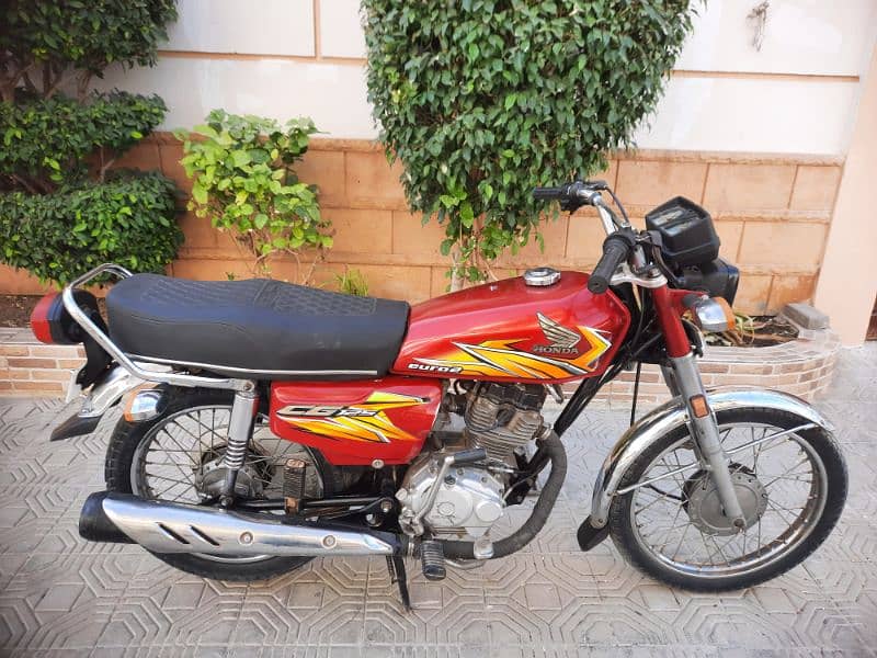 HONDA CG-125cc Model 11/08/2021 Karachi Number. 3