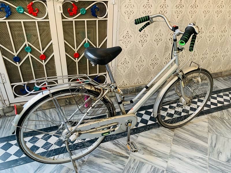 JAPANESE BIKE GOOD CONDITION 1