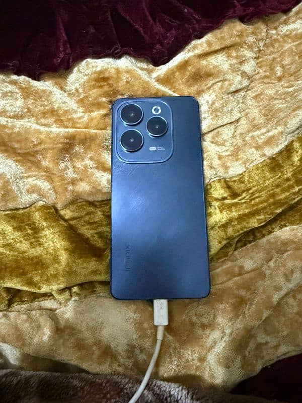 Infinix hot40 pro 0