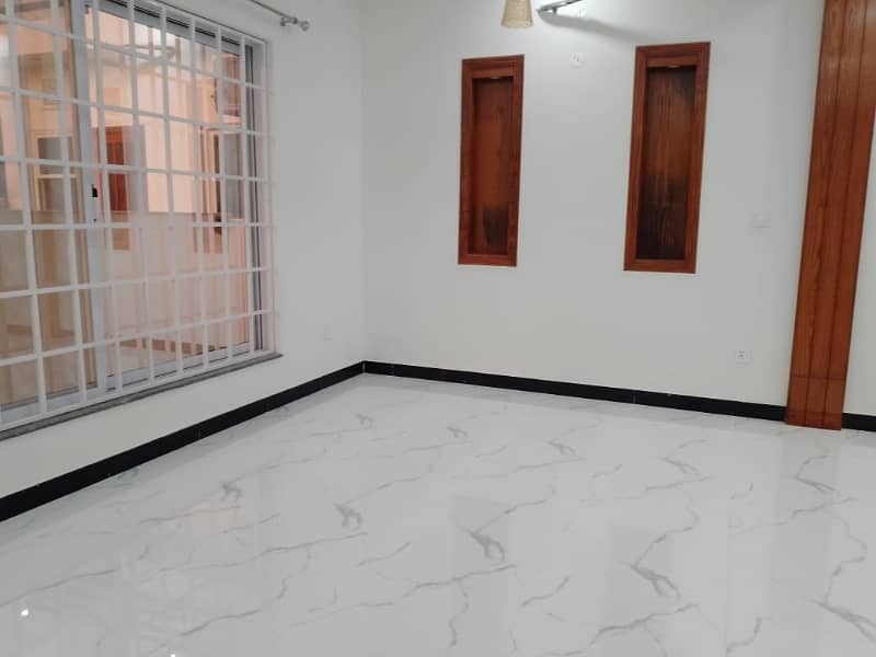 6.5 Marla Brand New Street Corner House Available For Rent 10