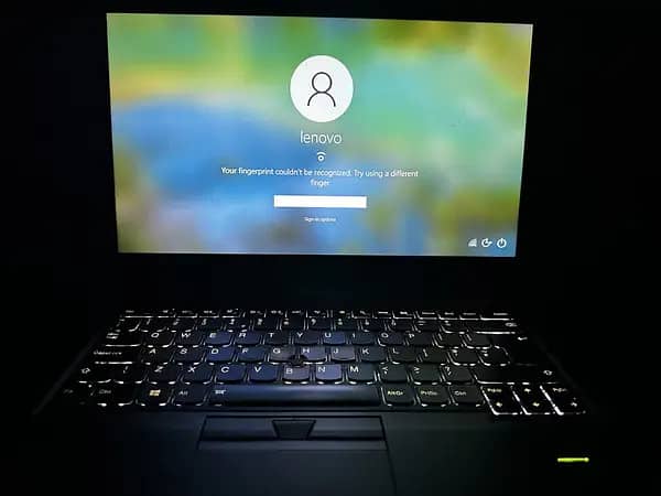 Lenovo yoga 460 x360 Touch  (14”) 1